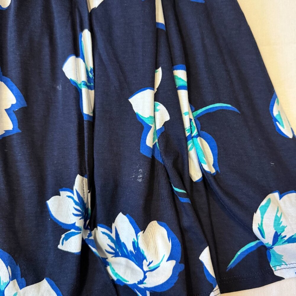 Draper James Navy Blue White Floral Faux Wrap Dress Cap Sleeve Size S - Picture 5 of 7